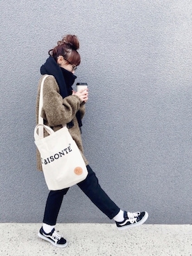 「STUSSY（ステューシー）のアイテム（財布/小物）」を使った、SIZUさん（レディース・156cm）の冬コーディネート