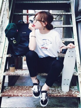 「BLACK BY MOUSSY（ブラックバイマウジー）のHUILA BLACK Denim（デニムパンツ）」を使った、SIZUさん（レディース・156cm）の夏コーディネート
