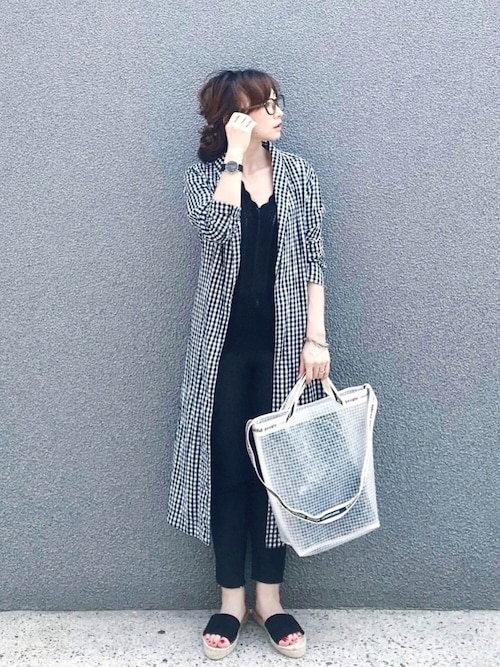 SIZUさんの「(|)」を使ったコーディネート