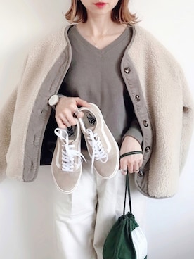 「ワッフルクルーネックＴ」｜「アイテム（その他アウター）」を使った、SIZUさん（レディース・156cm）の冬コーディネート