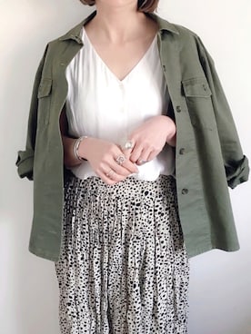 「AZUL ENCANTO（アズールエンカント）のアイテム（シャツ/ブラウス）」を使った、SIZUさん（レディース・156cm）の春コーディネート