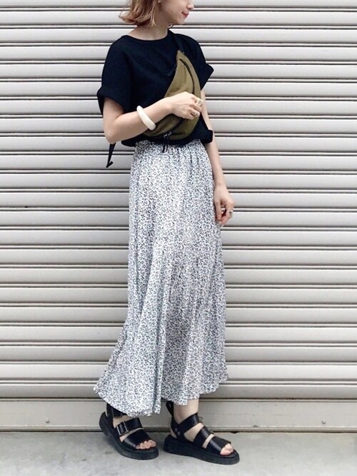 SIZUさんのコーディネート