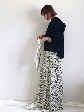 「LIPSTAR（リップスター）のバックシフォンプリーツパーカー（パーカー）」を使った、SIZUさん（レディース・156cm）の秋コーディネート
