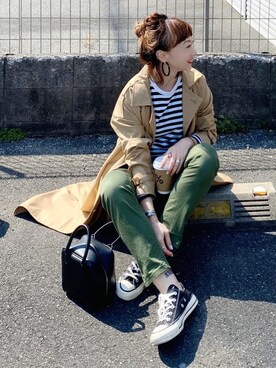 「URBAN RESEARCH（アーバンリサーチ）の『4サイズ展開』テーパードチノパンツ（その他パンツ）」を使った、SIZUさん（レディース・156cm）の春コーディネート