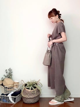 「AZUL ENCANTO（アズールエンカント）のアイテム（ワンピース）」を使った、SIZUさん（レディース・156cm）の夏コーディネート