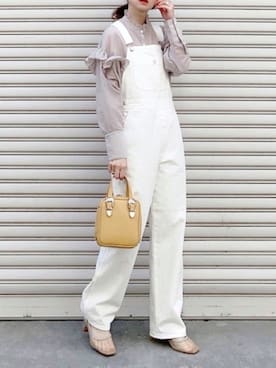 「春めきシューズ」｜「アイテム（サロペット/オーバーオール）」を使った、SIZUさん（レディース・156cm）の春コーディネート