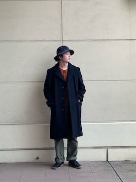 「SCHOTT」｜「アイテム（チェスターコート）」を使った、tomoyaさん（メンズ・166cm）の秋コーディネート