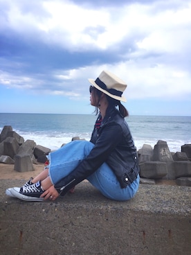 「海」｜「アイテム（ライダースジャケット）」を使った、kaori.ksさん（レディース・157cm）の秋コーディネート