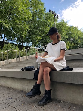 「Kenneth Cole（ケネスコール）のアイテム」を使った、Connie さん（レディース・163cm）の春コーディネート