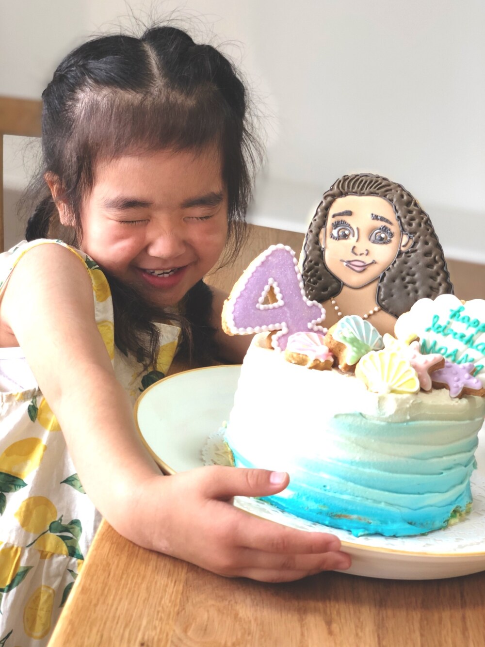 「バースデー、4歳、女の子コーデ、誕生日、ホームパーティー、Hawaii飯」｜「バースデーのアイテム（チュニック、その他）」を使った、𓇼Moana𓇼さん（キッズ・100cm）の夏コーディネートの1枚目の写真