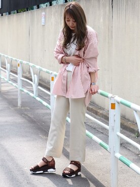 「繧ｵ繝ｳ繝€繝ｫ」｜EVOL PRESSさん（レディース・162cm）の春コーディネート