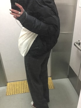 「UNIQLO（ユニクロ）のアイテム（ダウンジャケット/コート、ブラック系）」を使った、miさん（レディース・165cm）の冬コーディネート