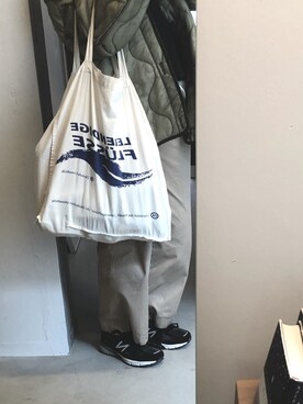 「usedのアイテム（トートバッグ、ベージュ系）」を使った、miさん（レディース・165cm）の冬コーディネート