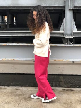 「Khaju（カージュ）のアイテム（その他パンツ）」を使った、榎本さん（レディース・156cm）の冬コーディネート
