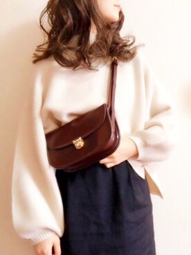 「ADAM ET ROPE'（アダムエロペ）のラウンドクロスボディーバッグ（ショルダーバッグ）」を使った、ぴょんさん（レディース・167cm）の冬コーディネート