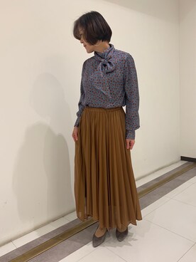 「NARACAMICIE（ナラカミーチェ）のアイテム（スカート、ブラウン系）」を使った、madoka1016さん（レディース・157cm）の秋コーディネート