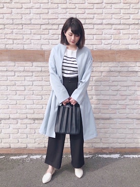 「サックスブルー」｜「アイテム（ノーカラーコート）」を使った、ネリさん（レディース・162cm）の春コーディネート