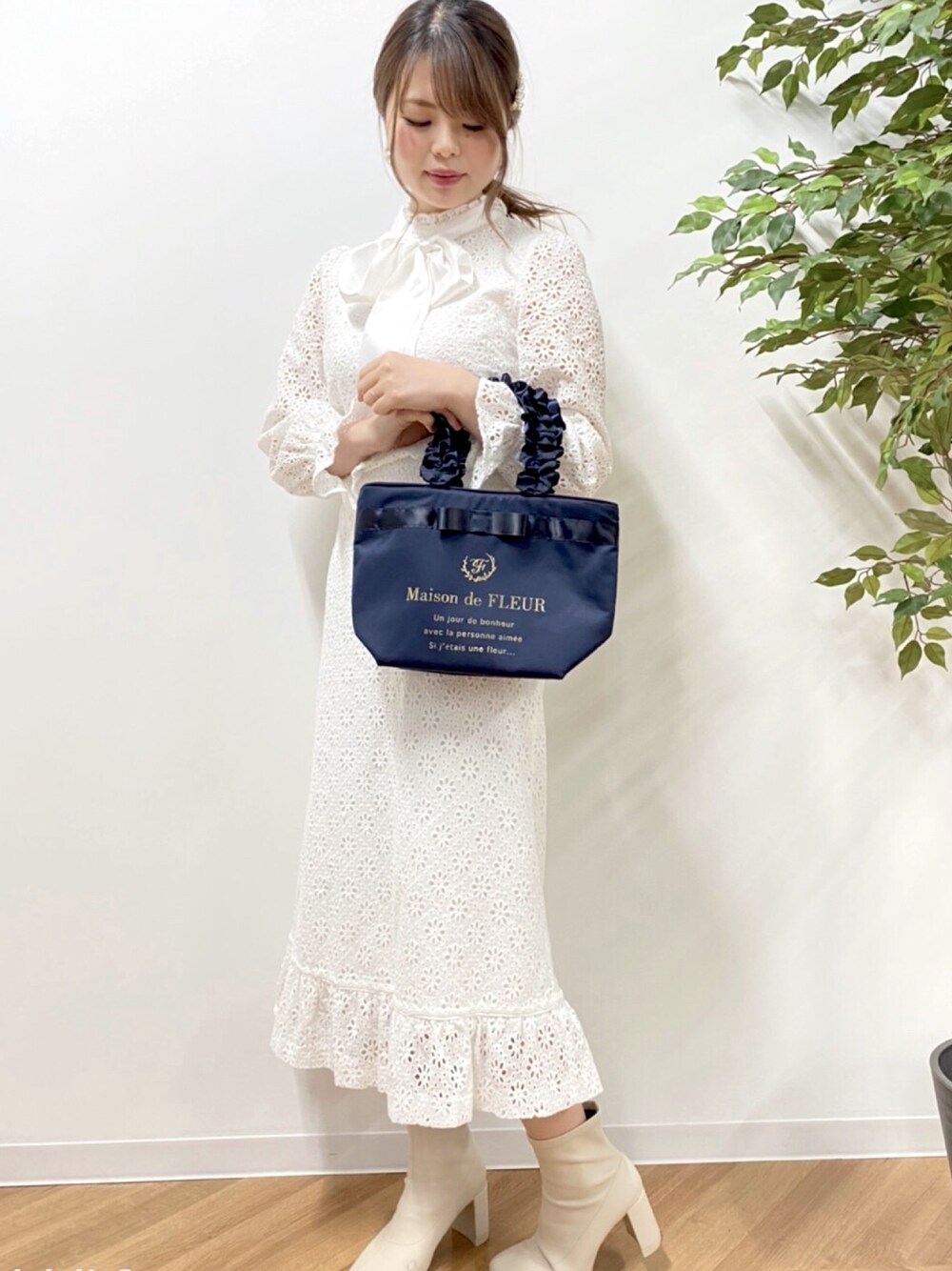 Maison de FLEUR - 最終☆試着のみリボンつきコットンレースブラウス Maison de FLEUR（メゾンドフルール）の「リボン付きコットン