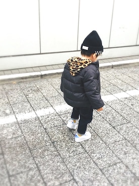 「Mini Rodini（ミニロディーニ）のアイテム（パーカー）」を使った、MINAT☺︎さん（キッズ・80cm）の冬コーディネート