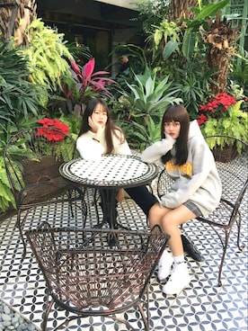 「NIKE Air Flightのアイテム（スニーカー）」を使った、Liuさん（レディース・157cm）の春コーディネート