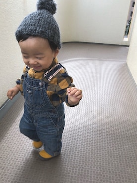 「OSHKOSH（オシュコシュ）のアイテム（サロペット/オーバーオール）」を使った、yo_yoさん（キッズ・80cm）の秋コーディネート