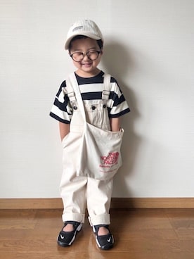 「サコッシュ」｜「アイテム（サロペット/オーバーオール）」を使った、yo_yoさん（キッズ・90cm）の春コーディネート