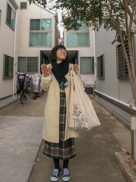 「TODAY'S SPECIAL（トゥデイズスペシャル）のMARCHE BAG/マルシェバッグ（エコバッグ/サブバッグ）」を使った、おぐらのゆみさんさん（レディース・165cm）の冬コーディネート