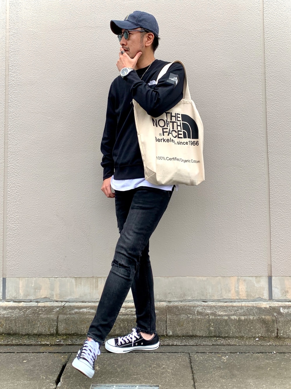 THE NORTH FACE ザノースフェイス NT11954 SQUARE LOGO CREW スウェット メンズ Mサイズ ブラック THE NORTH FACE ノースフェイス NT11954 SQUARE LOGO CREW