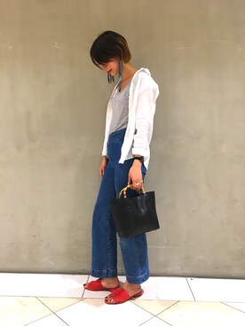 「BEAUTY&YOUTH UNITED ARROWS（ビューティーアンドユースユナイテッドアローズ）のアイテム（シャツ/ブラウス、ホワイト系）」を使った、Shiori Kotedaさん（レディース・169cm）の春コーディネート