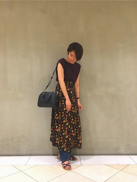 「BEAUTY&YOUTH UNITED ARROWS（ビューティーアンドユースユナイテッドアローズ）のアイテム（Tシャツ/カットソー、パープル系）」を使った、Shiori Kotedaさん（レディース・169cm）の夏コーディネート