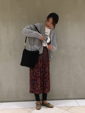 「BEAUTY&YOUTH UNITED ARROWS（ビューティーアンドユースユナイテッドアローズ）の【予約】BY シャギーフェイクファーショルダーバッグ -3WAY-（ショルダーバッグ、ブラック系）」を使った、Shiori Kotedaさん（レディース・169cm）の秋コーディネート