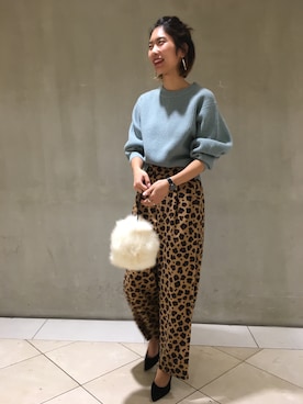 「BEAUTY&YOUTH UNITED ARROWS（ビューティーアンドユースユナイテッドアローズ）のBY ハミルトンウールアゼショートクルーネックニット（ニット/セーター、グリーン系）」を使った、Shiori Kotedaさん（レディース・169cm）の秋コーディネート