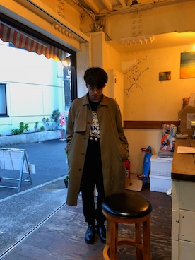 「STUDIOUS（ステュディオス）のアイテム（ステンカラーコート）」を使った、DAIDAIDAIさん（メンズ・173cm）の春コーディネート