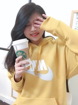 Tingying Tungさんのコーディネート