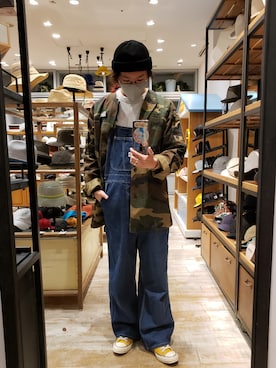 「EDWIN（エドウィン）のアイテム（オールインワン・サロペット）」を使った、くすくすさん（メンズ・167cm）の春コーディネート