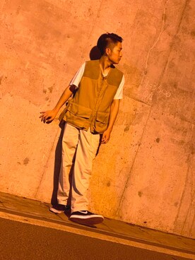 「ベスト×Tシャツ」｜「アイテム（その他アウター）」を使った、オーマイさん（メンズ・170cm）の夏コーディネート