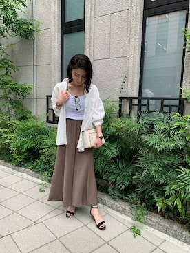 「ビッグシャツ」｜「アイテム（サンダル）」を使った、AMIさん（レディース・163cm）の夏コーディネート