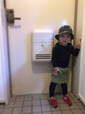 「CORVA（コルヴァ）のアイテム」を使った、ななさん（キッズ・80cm）の秋コーディネート