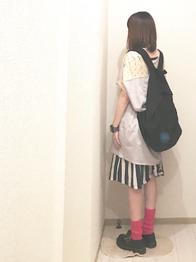 「柄×柄」｜「アイテム（その他シューズ）」を使った、umiさん（レディース・161cm）の夏コーディネート