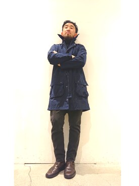 「uncut bound」｜「アイテム（ステンカラーコート）」を使った、神田潔さん（メンズ・175cm）の春コーディネート