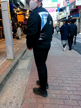 「A4A（エーフォーエー）のアイテム（スウェット）」を使った、神田潔さん（メンズ・175cm）の冬コーディネート