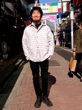 「OURET（オーレット）のアイテム（トップス）」を使った、神田潔さん（メンズ・175cm）の冬コーディネート