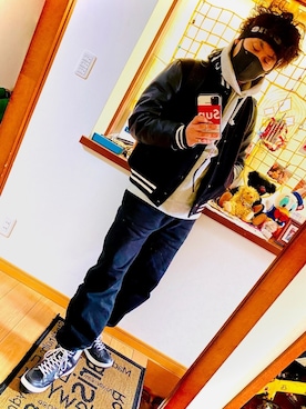 「ヘアバンド」｜「アイテム（スタジャン）」を使った、takaさん（メンズ・174cm）の春コーディネート
