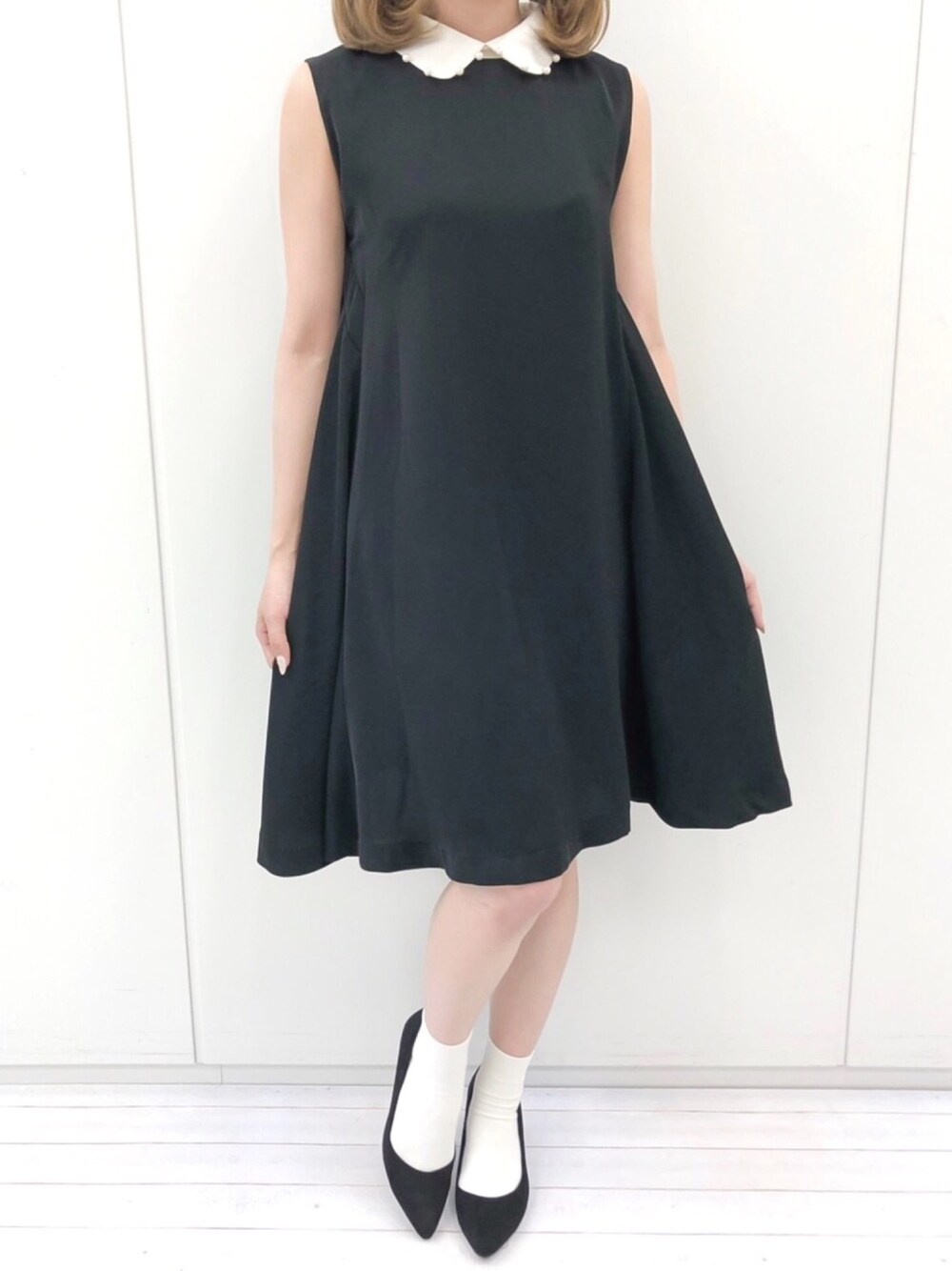 Maison de FLEUR（メゾンドフルール）の「パール襟ノースリーブ