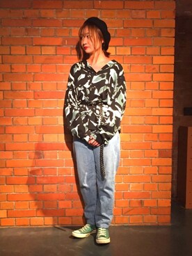 「tk.TAKEO KIKUCHI」｜「アイテム（ハンチング/ベレー帽）」を使った、tk.TAKEOKIKUCHI赤レンガさん（レディース・155cm）の秋コーディネート