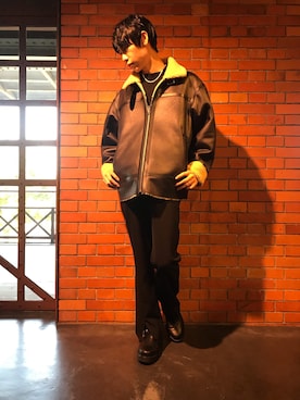 「スリットパンツ」｜「アイテム（ブルゾン）」を使った、tk.TAKEOKIKUCHI赤レンガさん（メンズ・178cm）の秋コーディネート