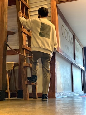 「tk.TAKEO KIKUCHI（ティーケータケオキクチ）のアイテム（スウェット）」を使った、tk.TAKEOKIKUCHI赤レンガさん（メンズ・178cm）の春コーディネート