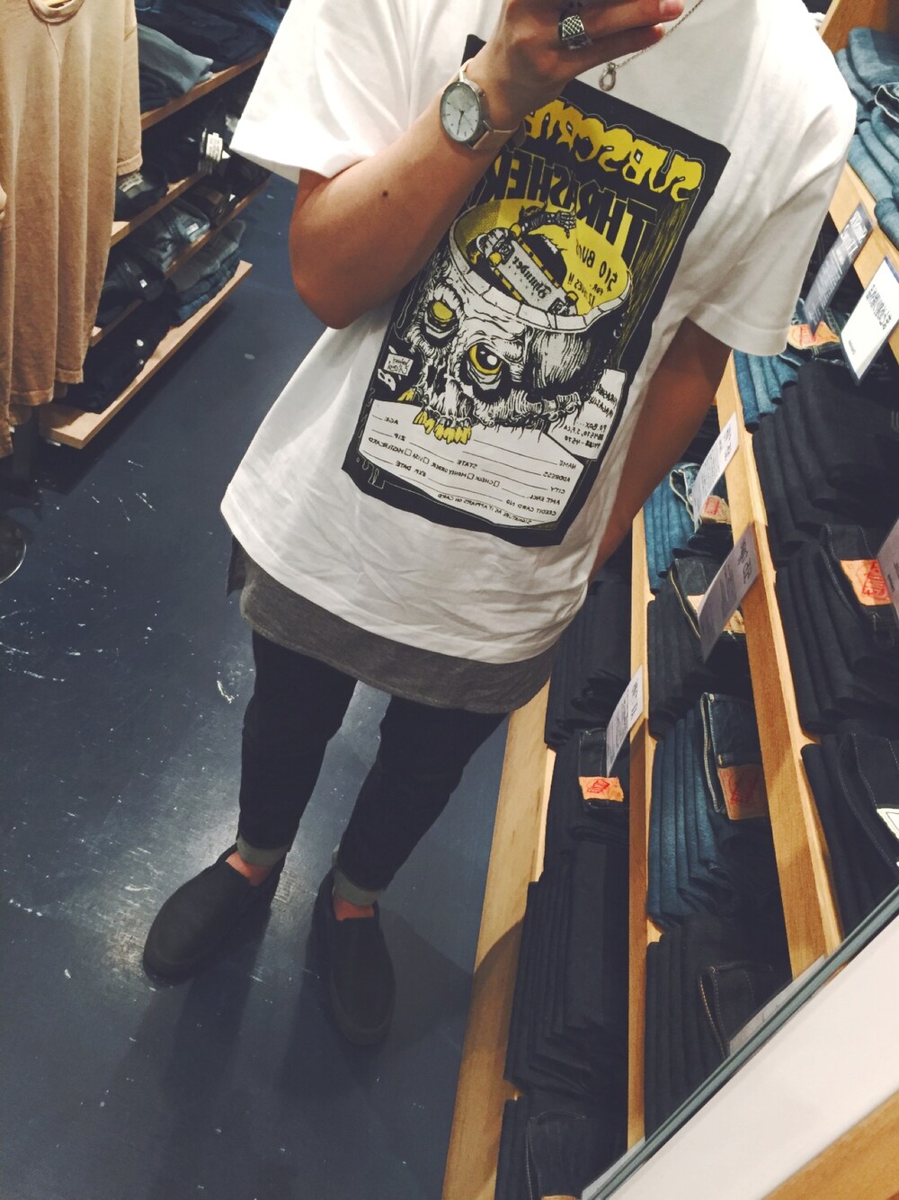 「Denime、竜王店」｜「THRASHERのアイテム（Tシャツ/カットソー、ホワイト系）」を使った、篤 SAVEwizOUT"さん（メンズ・173cm）の夏コーディネートの1枚目の写真