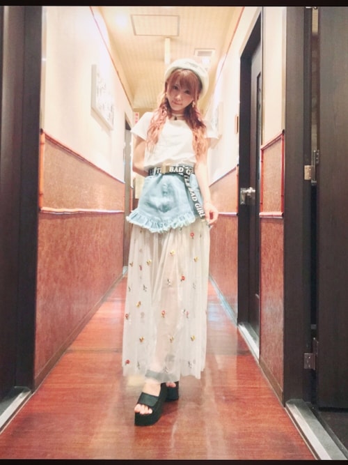 田中れいなさんのコーディネート