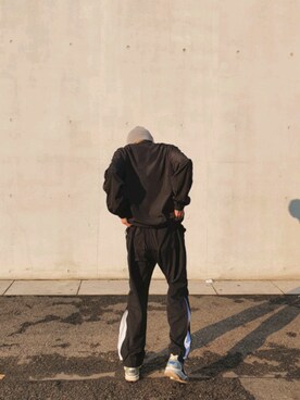 「FEKETE（フェケテ）のアイテム（パンツ）」を使った、handscleanboyさん（メンズ・178cm）の冬コーディネート